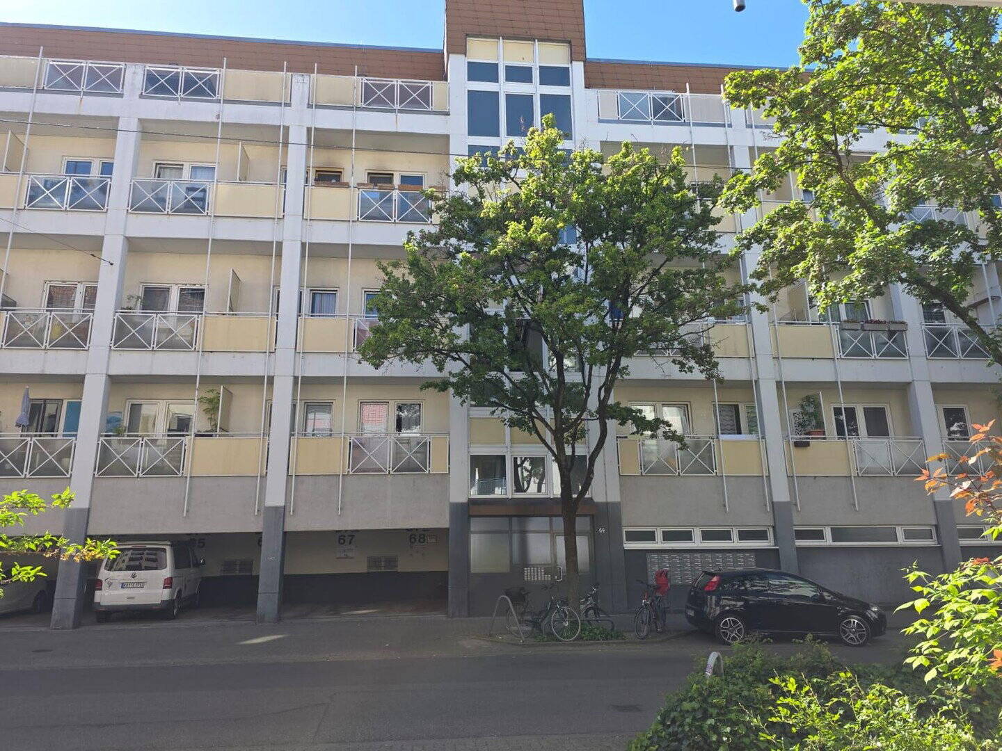 FERNWÄRME | BJ 1988 | Komplett erneuert | 2-Zi | TG | Weststadt | 6,2 % Rendite – Karlsruhe – Bild 1 von 9