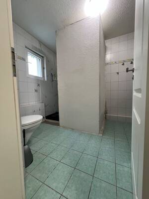 Möbliertes WG-Zimmer in Heilbronn: Flexibles Wohnen auf Zeit ab 1Monat – 74081 Heilbronn – Vorschaubild 6
