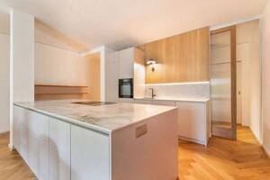 Vollsanierte 3-Zimmer-Wohnung mit 30 m² Terrassen und Kamin in begehrter Lage von Sachsenhausen-Süd – 60598 Frankfurt am Main – Vorschaubild 7