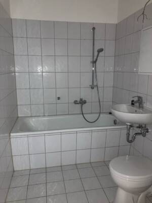 3 Zimmer im Erdgeschoß – 6842 Dessau-Roßlau – Vorschaubild 3