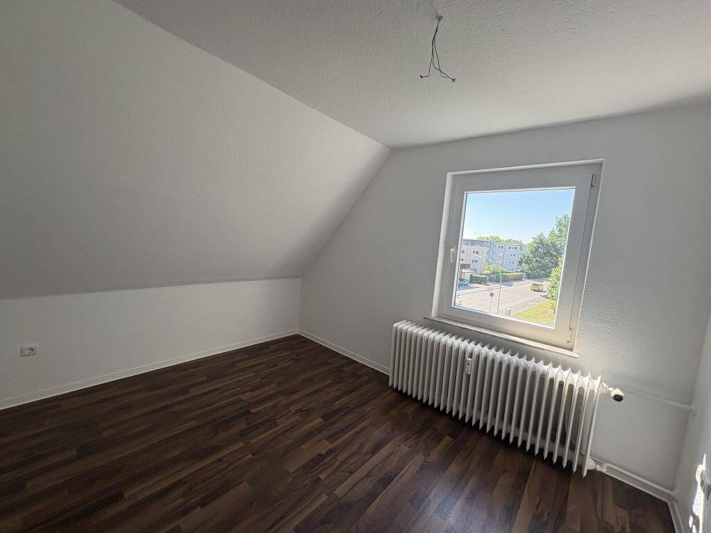 Renovierte 3-Zimmer-Dachgeschosswohnung in Geestemünde – Bremerhaven – Vorschaubild 8
