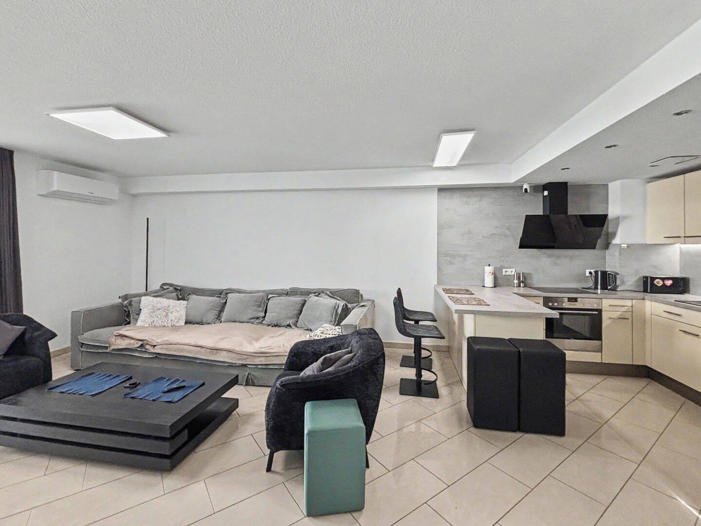 Moderne 3-Zimmer-Terrassenwohnung mit Tiefgarage in Mannheim-Käfertal – Mannheim – Vorschaubild 2