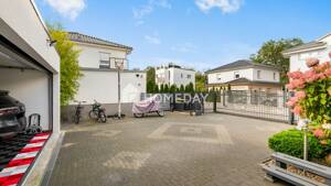 Hocheffizientes A+-Einfamilienhaus mit PV-Anlage, großem Speicher & Wallbox - Premium Standard – 13591 Berlin – Vorschaubild 4
