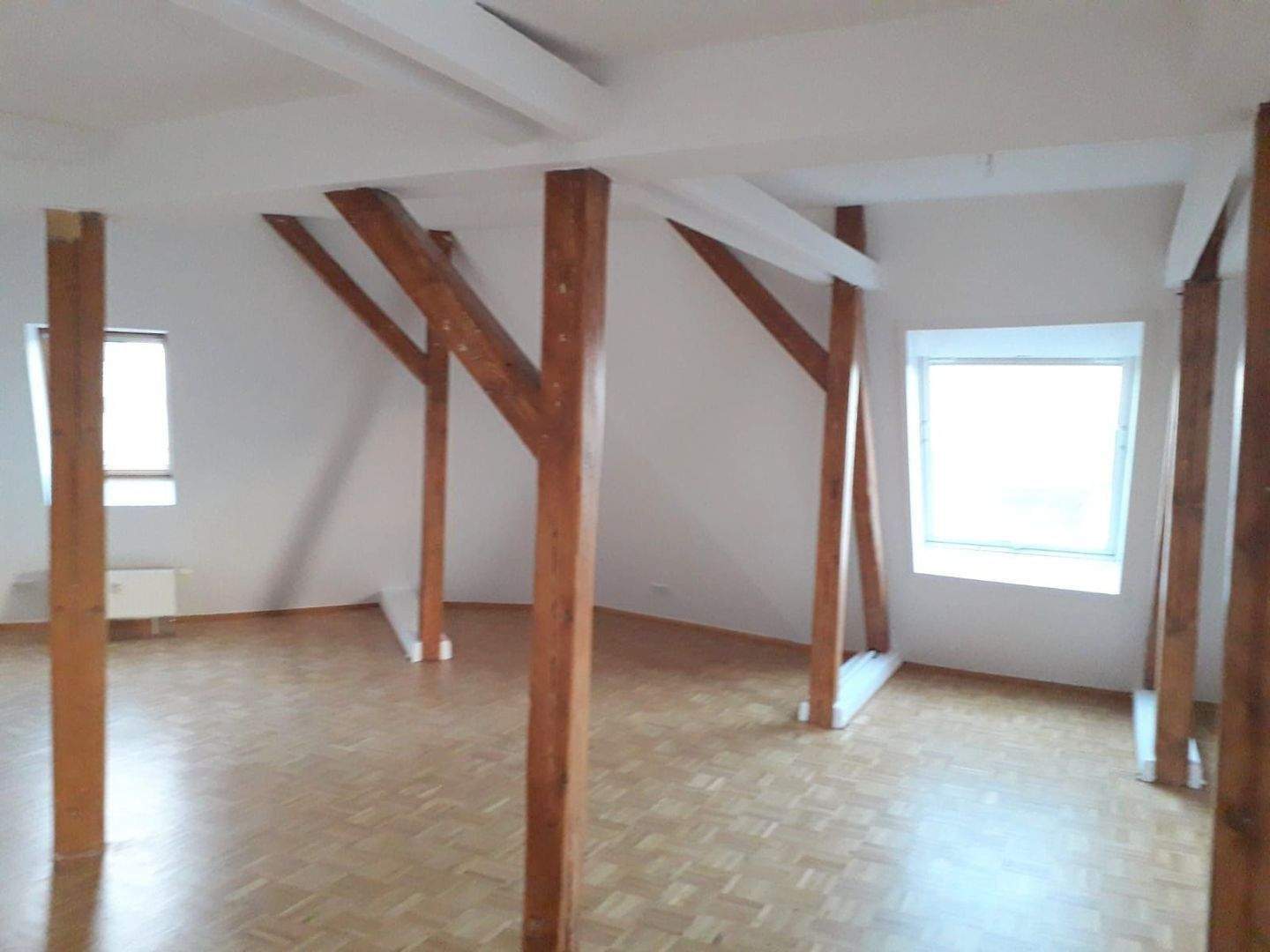 Schöne Dachgeschoss Wohnung mit großer Terrasse – Magdeburg – Vorschaubild 4