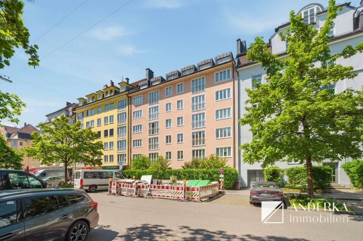 SOFORT BEZIEHBAR: Gepflegte 2-Zimmer-Wohnung mit Tageslichtbad nahe Rotkreuzplatz! – 80634 München – Bild 1 von 9