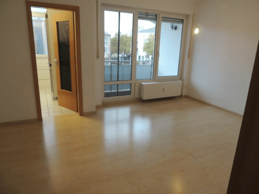 Helle 1-Zimmer Wohnung mit Südbalkon im Zentrum von Garching – Garching bei München – Vorschaubild 2