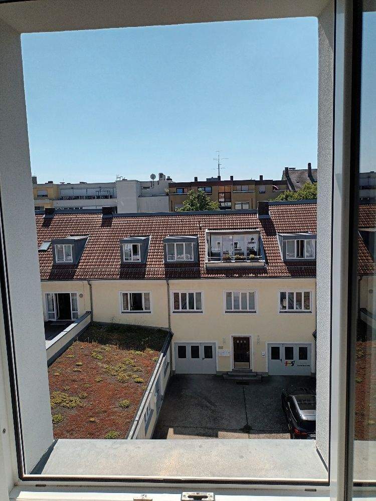 Top 1-Zimmerwohnung mit modernem Duschbad in 2022 saniert - ab 01.08.2026 verfügbar - Nähe Cramer-Klett-Park und Campus gelegen – Nürnberg – Vorschaubild 3