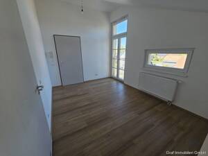 Sanierte Hochwertige großzügige 2-3 -Zimmer-Wohnung mit Aufzug in Fredersdorf-Vogelsdorf – 15370 Fredersdorf-Vogelsdorf – Vorschaubild 4