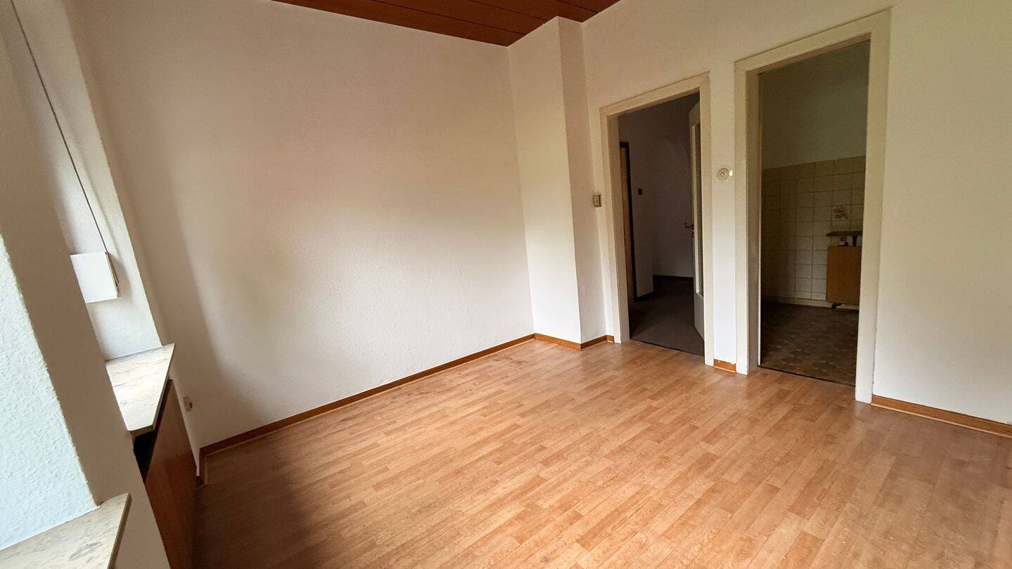 Helle 3-Zimmer-Wohnung in der Süntelstraße 35a – Osnabrück – Vorschaubild 2