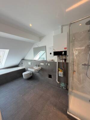 Exklusives DG-Juwel im Erstbezug: Luxus-Neubau mit Loggia, Aufzug & Wannenbad – Sofort bezugsfertig! – 12055 Berlin – Vorschaubild 7