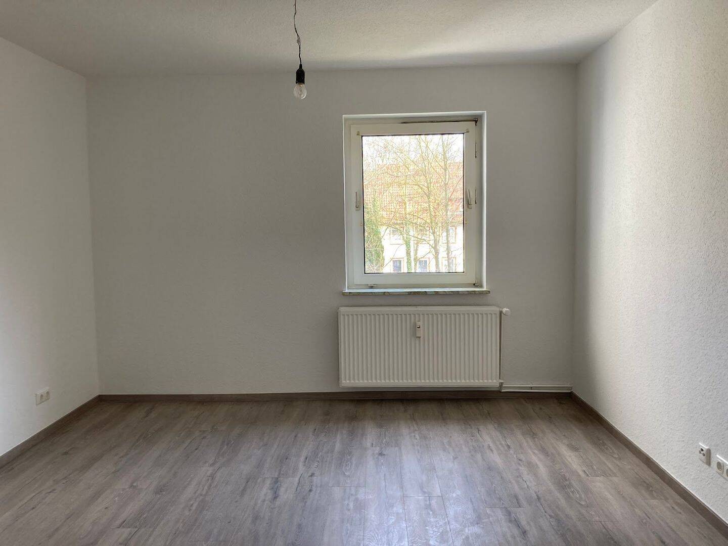 2-Zimmer-Wohntraum mit Balkon - kompakt und gemütlich – Salzgitter – Vorschaubild 3