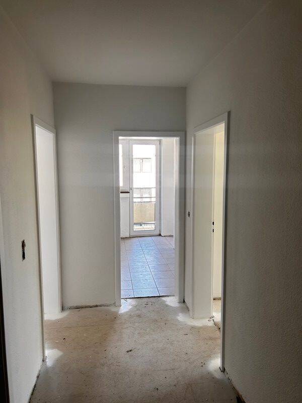 Wohn(t)raum: günstige 3-Zimmer-Wohnung – Stuttgart – Vorschaubild 2