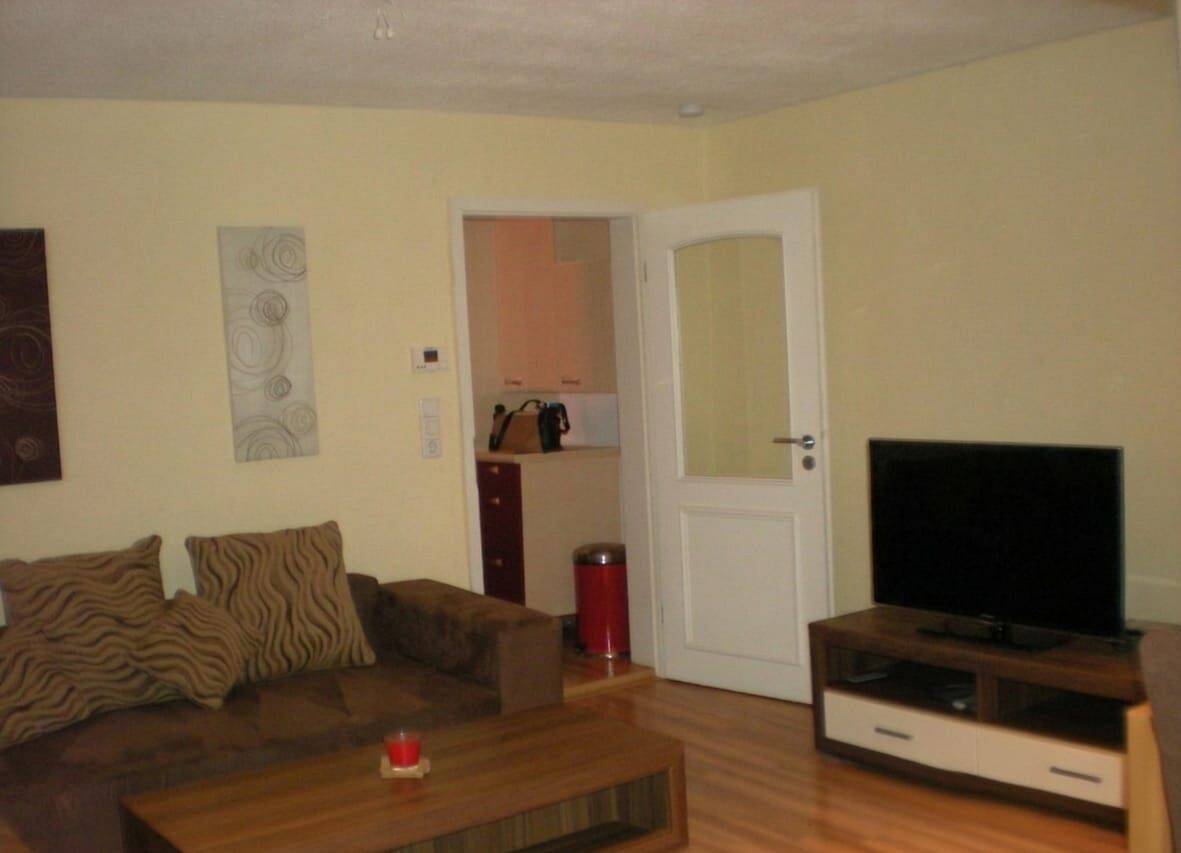 Vollmöblierte 2-Zimmer-Maisonette-Wohnung in Nürnberg-Gostenhof –