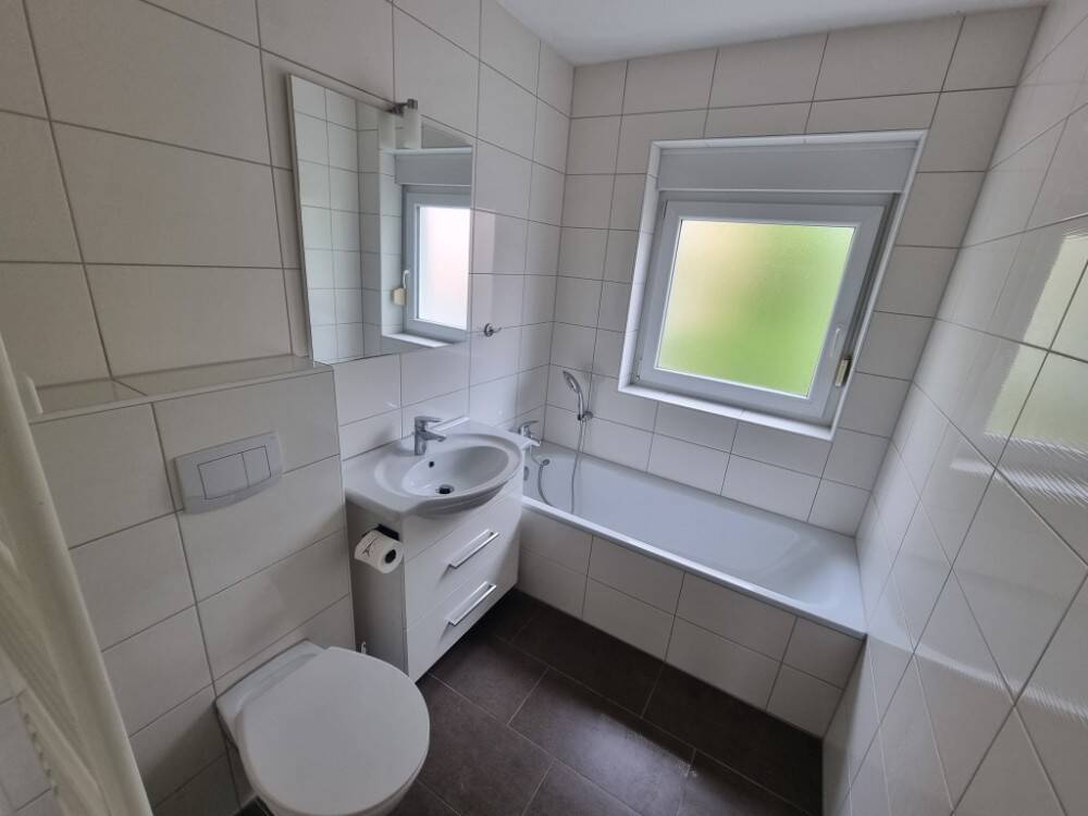 Top renovierte Wohnung mit Loggia – Nürnberg – Vorschaubild 7