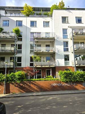 Stilvoll wohnen im Otto von Bahrenpark: Großzügige Eigentumswohnung mit Südbalkon und Tiefgarage – 22761 Hamburg – Vorschaubild 2