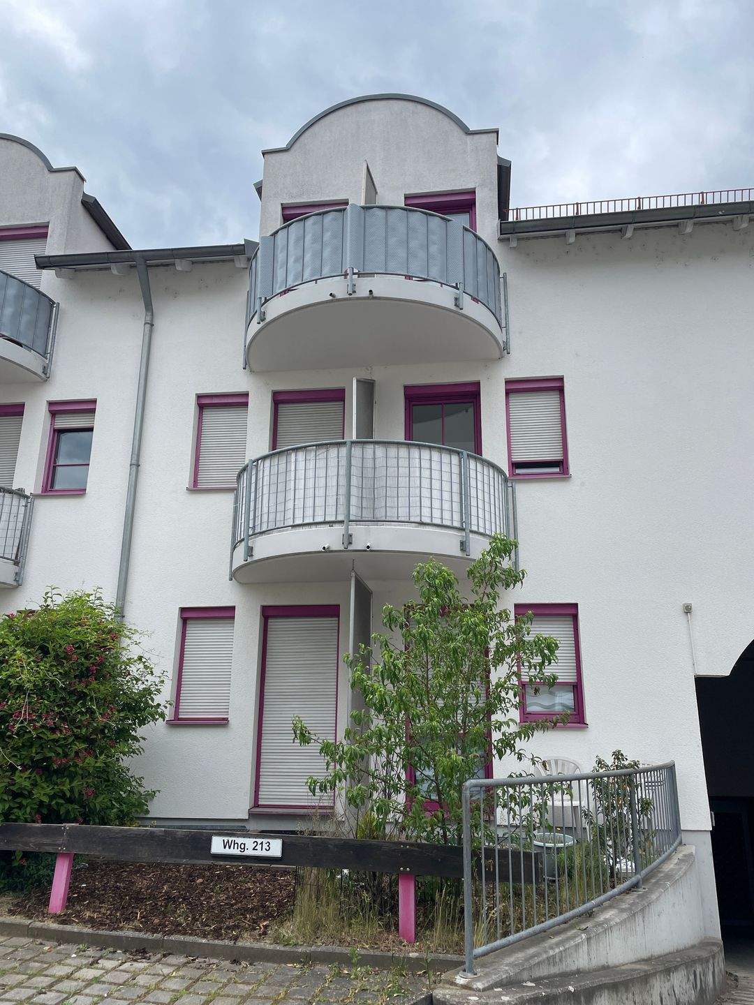 Putziges Appartement mit Balkon, Uni- und Innenstadtnah - Erbpacht -