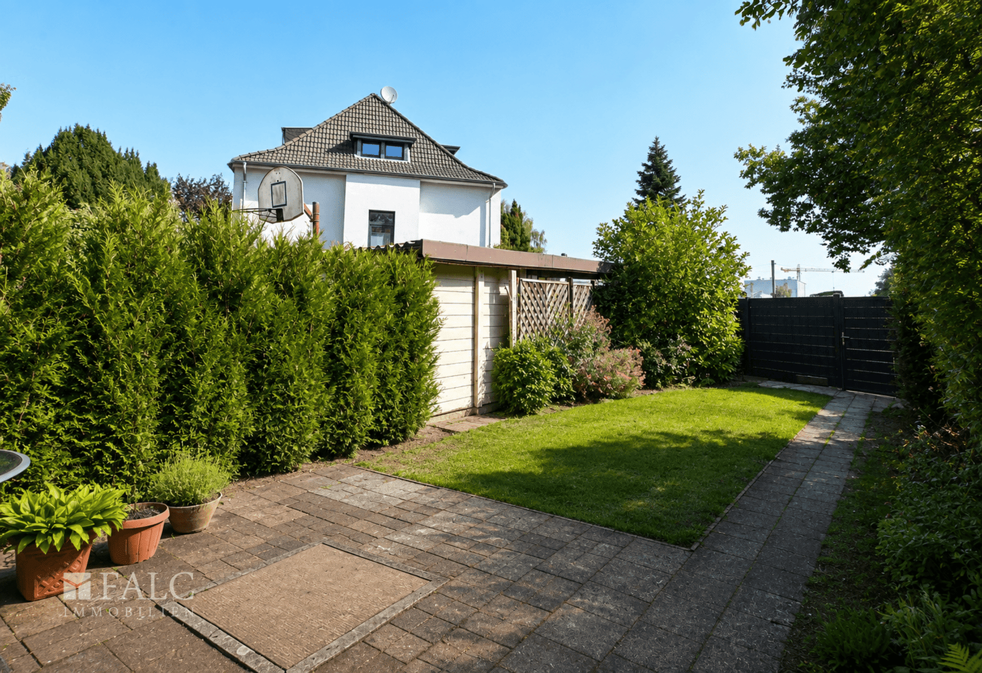 Reihenmittelhaus in 50999 Köln mit 104 m² kaufen