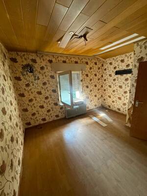 Zentral gelegenes Zuhause mit 4 Zimmern in Krefeld - Ihr neuer Wohntraum wartet! – 47798 Krefeld – Vorschaubild 3