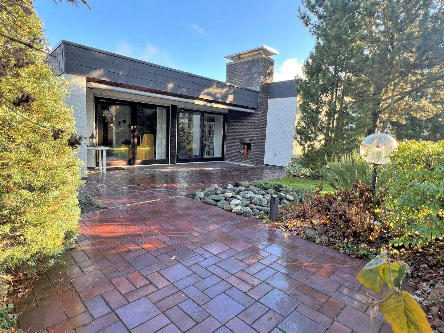 ***RESERVIERT*** Ruhig Wohnen am Stadtrand: Gepflegter Bungalow mit Ausblick auf Wiesen und Bäume am Naherholungsgebiet! – Neumarkt in der Oberpfalz – Vorschaubild 9