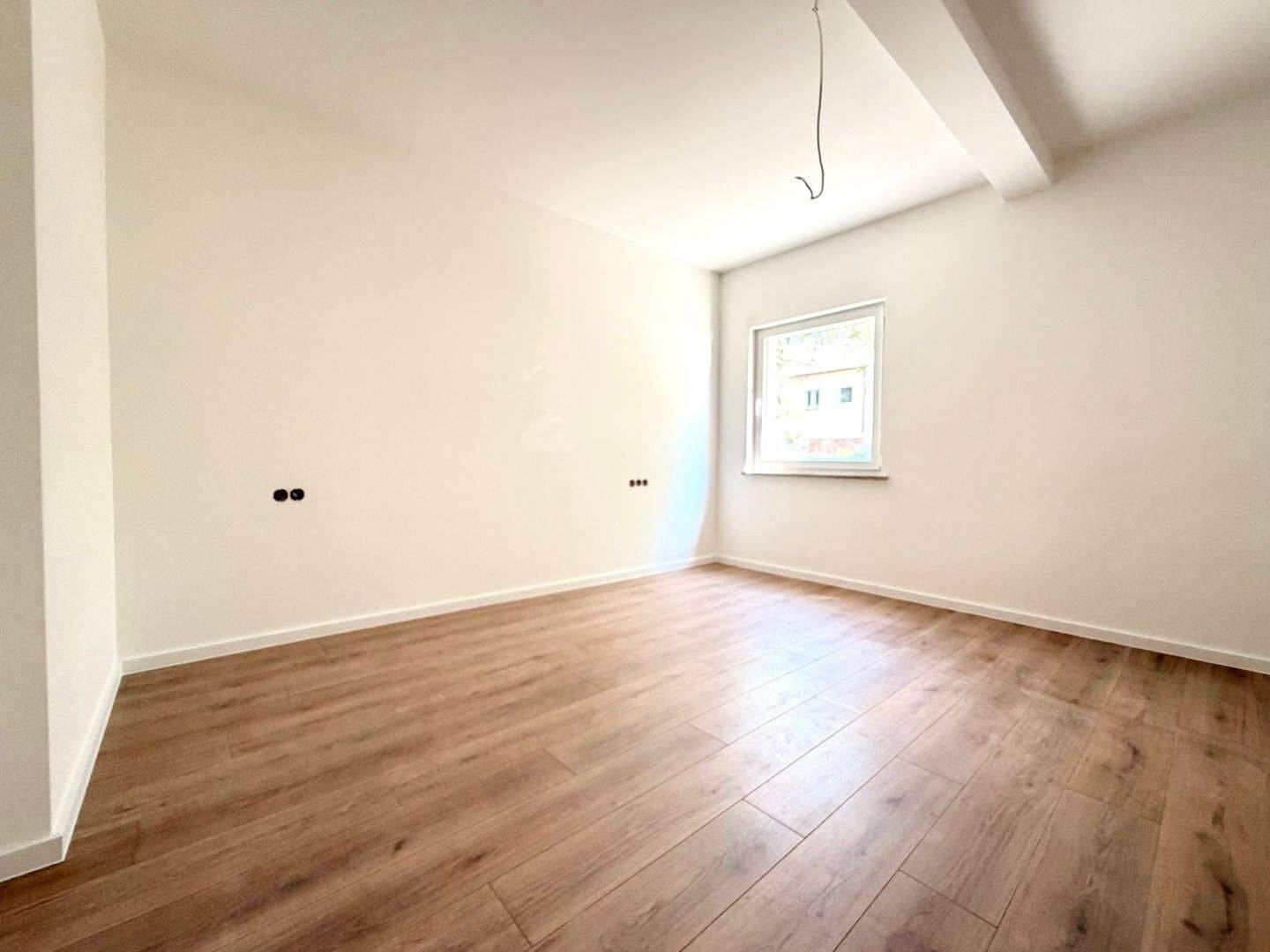 Kernsaniert & erstmals verfügbar – Moderne 3-Zimmer-Wohnung am Dutzendteich – Nürnberg – Vorschaubild 3