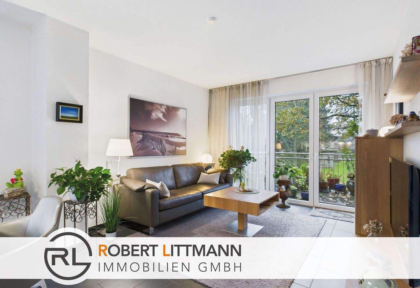 Stilvolle 3-Zimmer-Wohnung & Carport in begehrter Lage von Oldenburg