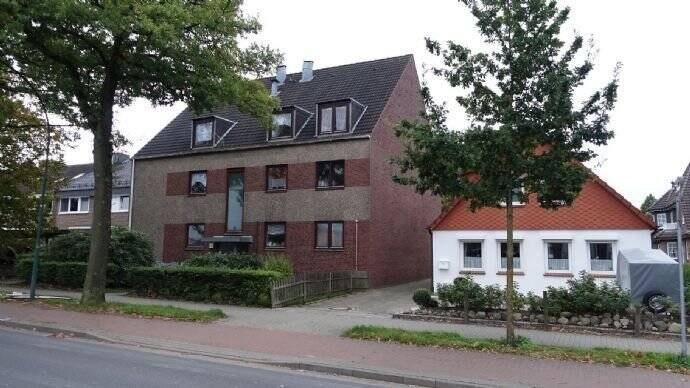 Helle 2,5-Zimmer-Wohnung mit großem Balkon zu vermieten!