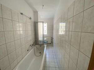 Stark! 2-Raum-Wohnung mit Balkon und Aufzug! – 8523 Plauen – Vorschaubild 7