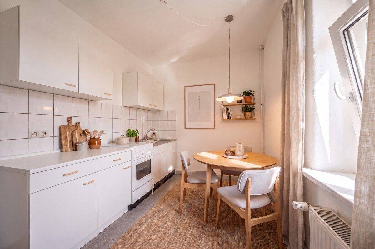 Wohnung mit Potenzial: Gefragtes 1-Zimmer-Apartment im ruhigen Gartenhaus bietet vielfältige Chancen