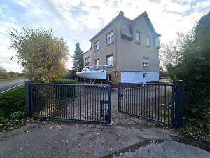 EFH + Werkstatt-Nebengebäude auf ca. 3.555 m² gr. Bau-GS - 9 Räume, 3 Garagen, , Gartenteich u.v.m. – 4288 Leipzig – Vorschaubild 2