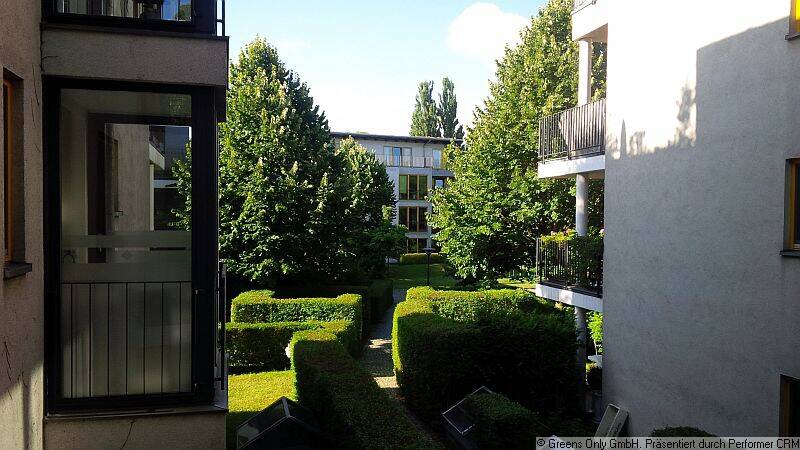 PENTHOUSE - IN BERLIN-ROSENTHAL-SÜD - 2 ZIMMER - TERRASSE & TG-PLATZ – Berlin – Vorschaubild 2