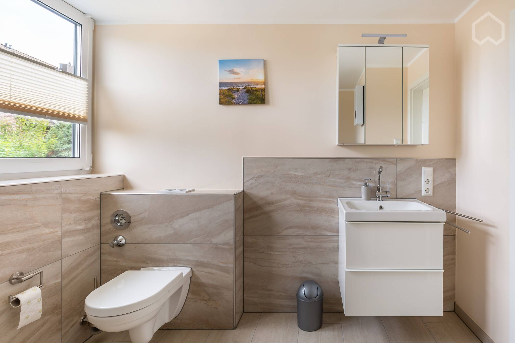 Helles, modernes Apartment mit Tageslichtbad und Balkon in Aachen – Aachen – Vorschaubild 2