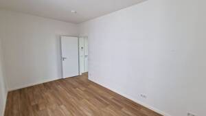 Charmante Dachgeschosswohnung in Berlin mit Terrasse – 12103 Berlin – Vorschaubild 8