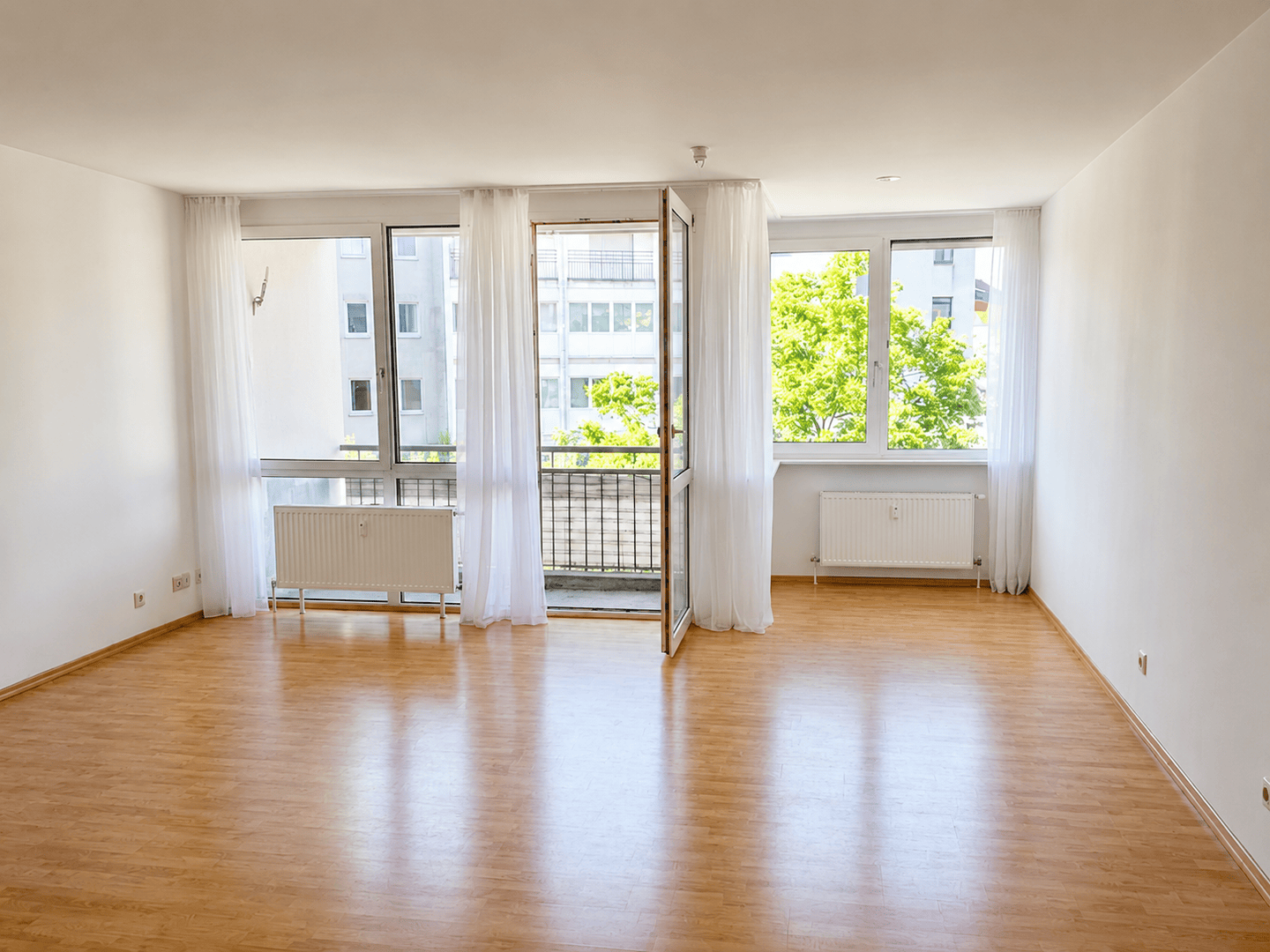 Apartement für Studenten/Pendler, zentrale Lage + TG-Stellplatz!