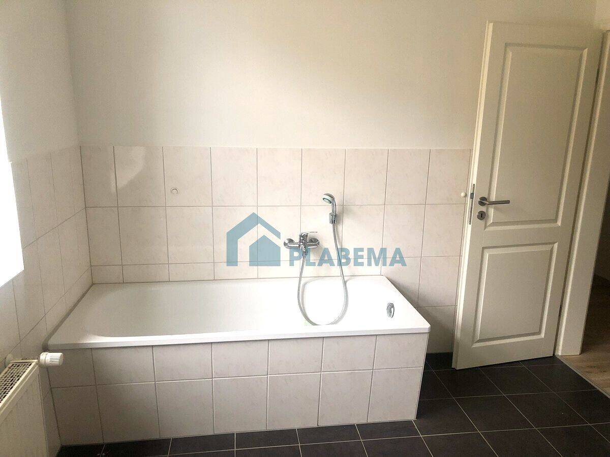 Moderne 3-Zimmer-Erdgeschoss-Wohnung mit Vollbad und Terrasse