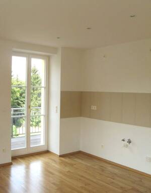 Charmante 2-Raum-Wohnung mit Balkon und TG-Stellplatz im exklusiv sanierten "Wahrener Rundling" !! – 4159 Leipzig – Vorschaubild 3