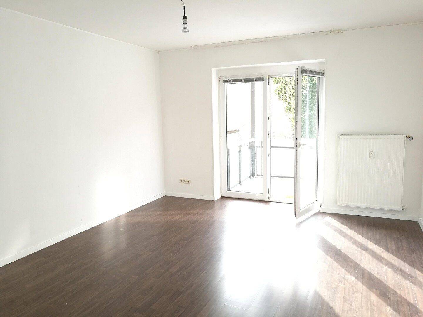 3-Zimmer-Wohnung mit Balkon und Stellplatz in Erkrath-Hochdahl von privat – Erkrath – Vorschaubild 2
