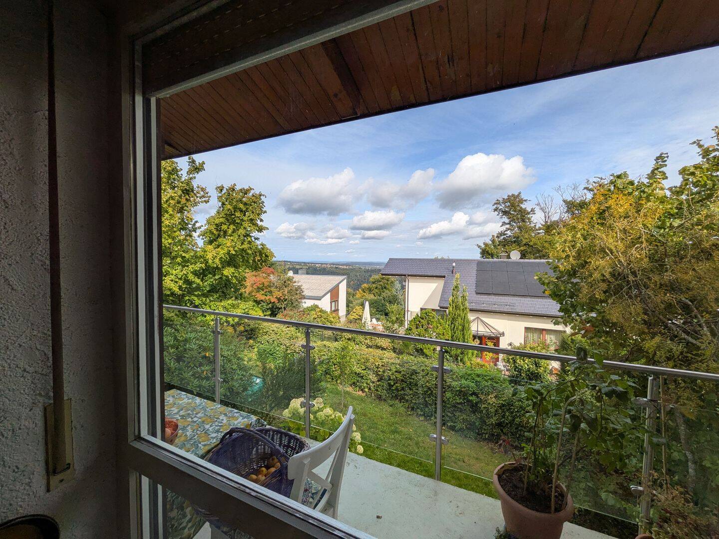 Einfamilienhaus mit Traumblick, großem Grundstück und Potenzial zur Neugestaltung – Engelsbrand – Vorschaubild 5