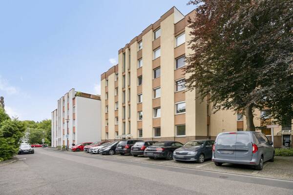 Erdgeschosswohnung in 50739 Köln mit 104,97 m² kaufen