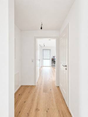 Moderne Maisonette-Wohnung mit Süd-Balkon in begehrter Lage von Stuttgart-Sillenbuch – 70619 Stuttgart – Vorschaubild 7