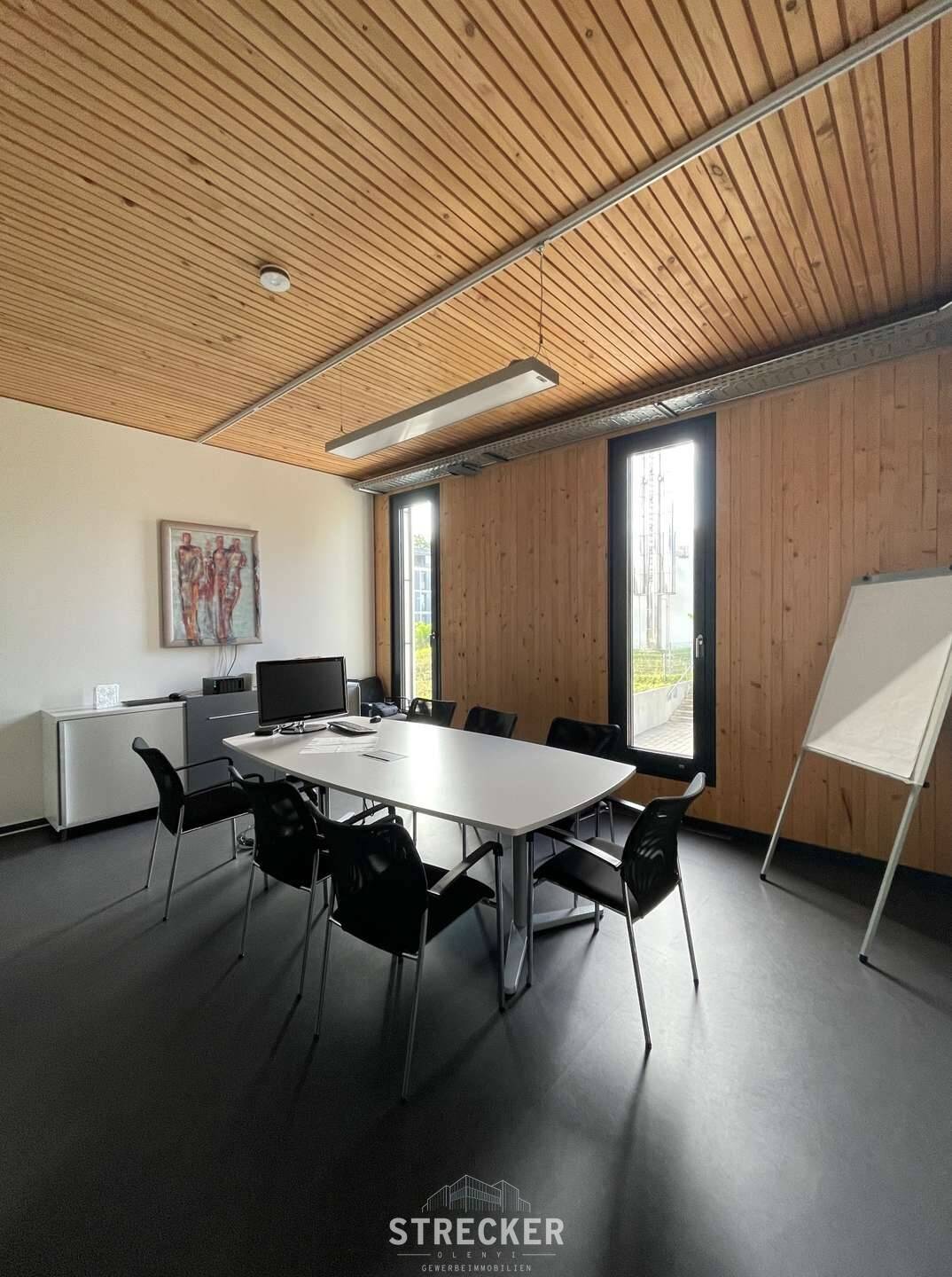 Erstklassige Büroflächen mit der Möglichkeit zum Wohnen in KA - Kirchfeld Nord