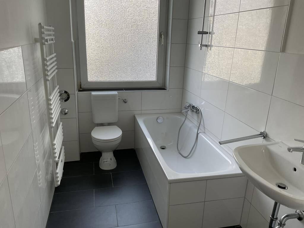 Schöne 2-Zimmer-Wohnung mit neuem Laminatboden in Hagen Zentrum!