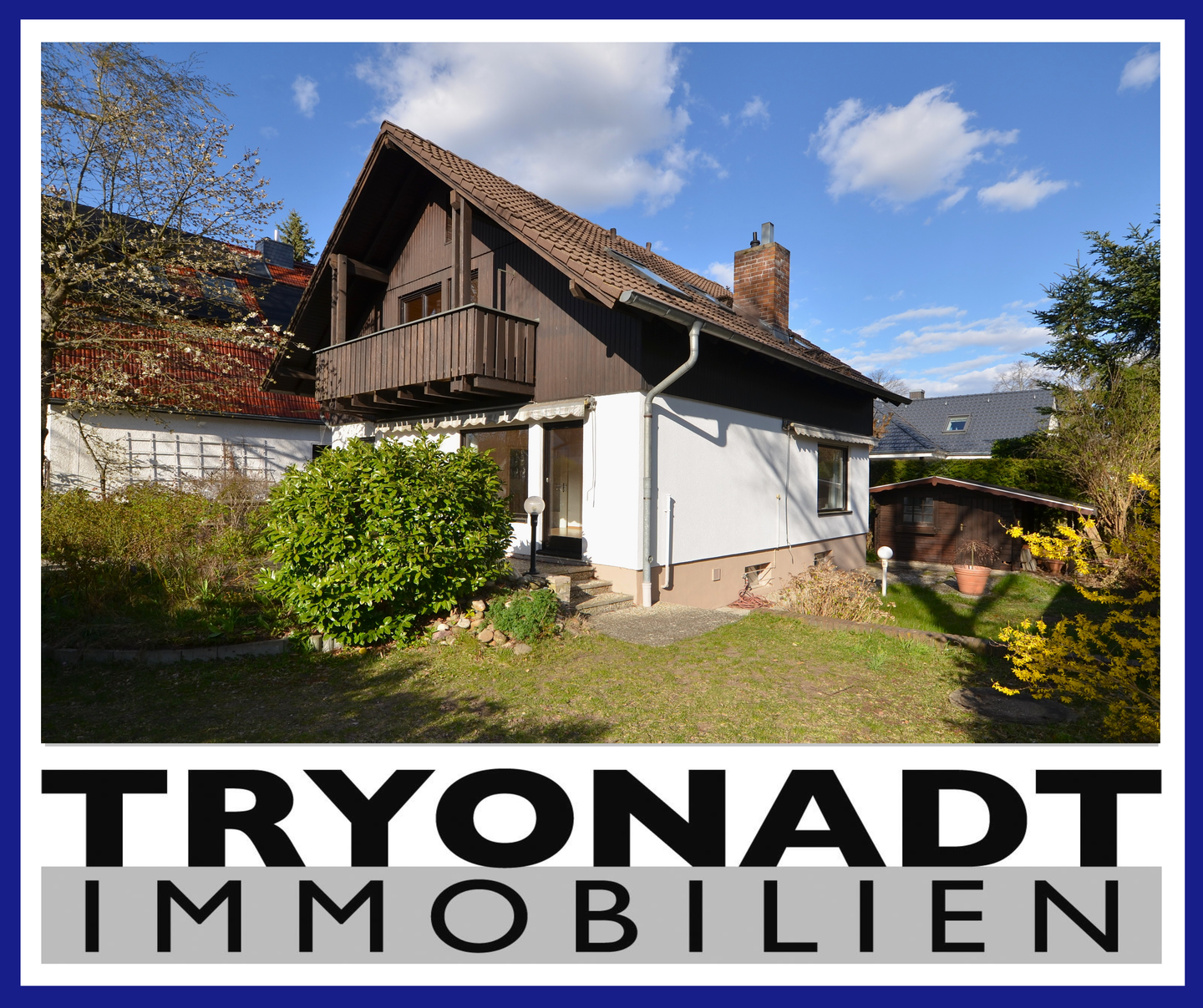 Familienfreundliches Fertighaus mit viel Platz, Terrasse und Balkon