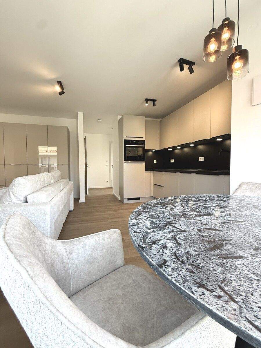 Neubau in Forstenried: elegantes Appartement voll möbliert - Erstbezug! – München – Bild 1 von 9