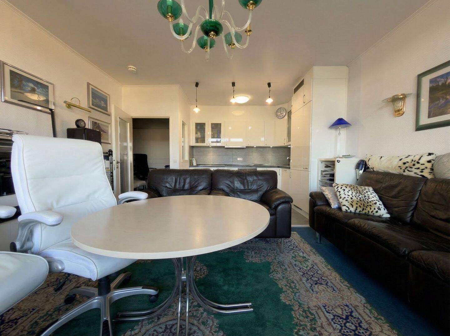 2-Zimmer-Wohnung mit unverbaubarem Weitblick über Lankwitz - Verkauf mit Wohnungsrecht – Berlin – Vorschaubild 4