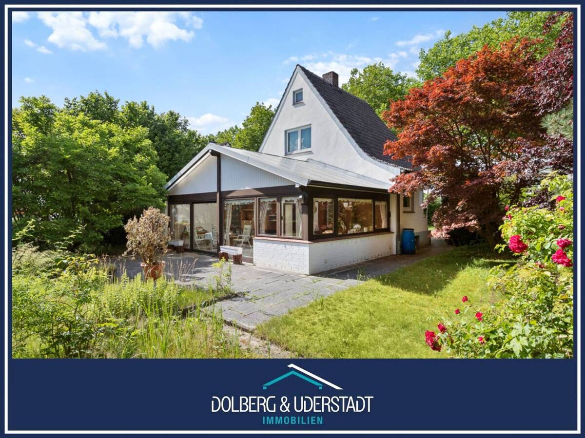 Viel Platz in zentraler Lage: Einfamilienhaus mit Wintergarten, Garten und Garage – 22147 Hamburg – Bild 1 von 9