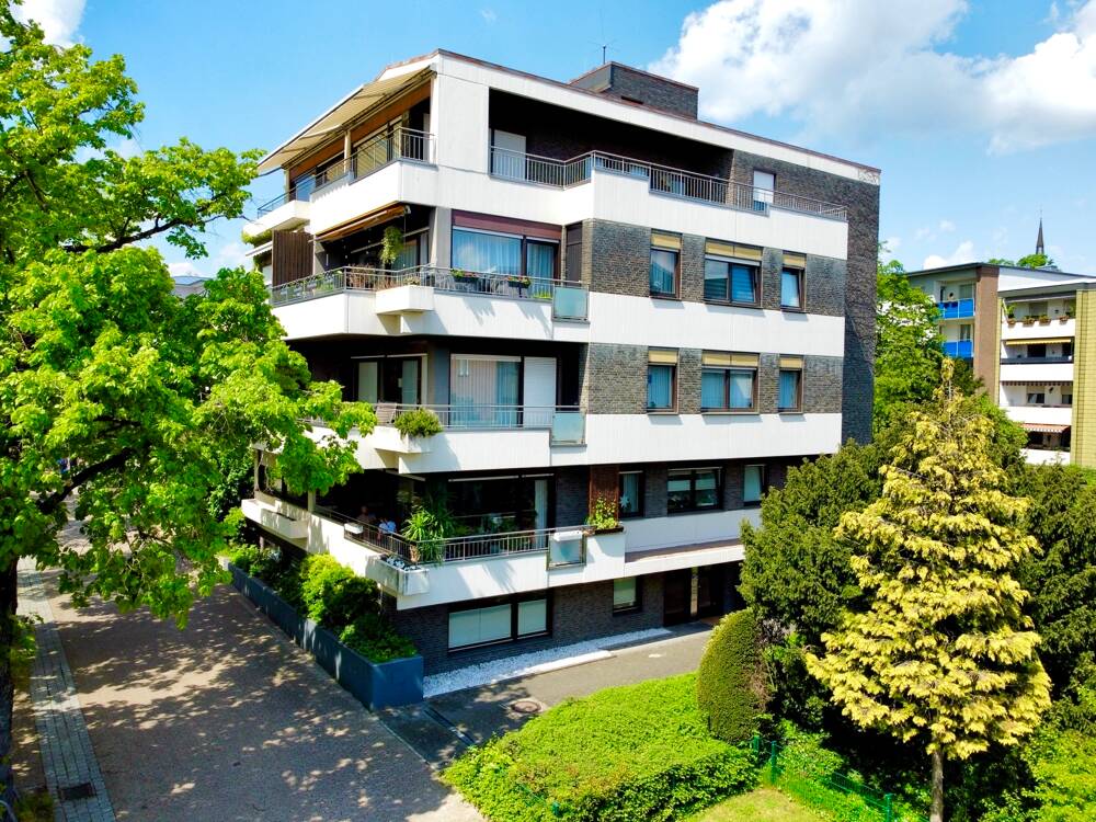 Helle 2-Zimmer-Wohnung mit Rundum-Balkon