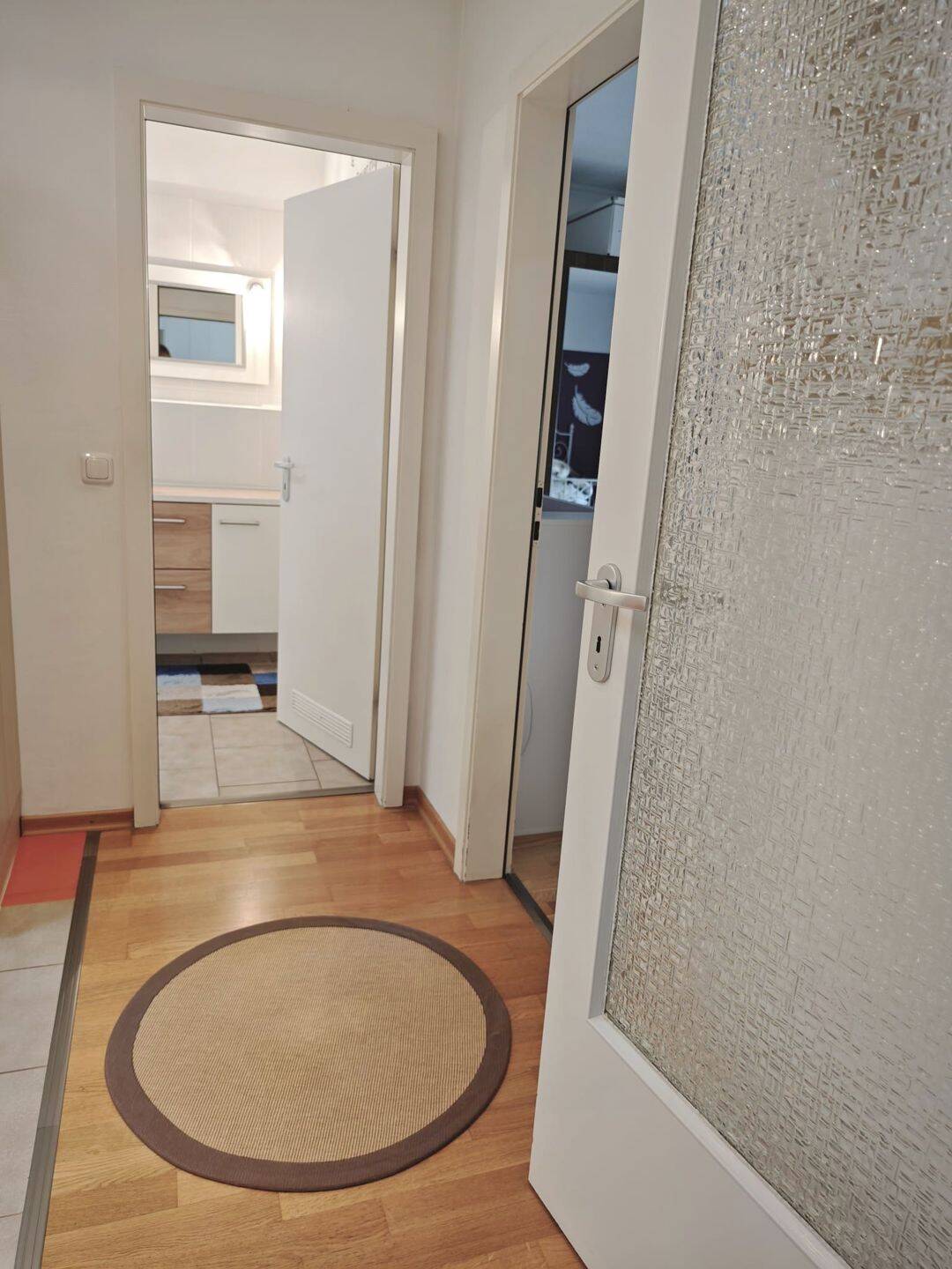 Schöne 2-Zimmer-Wohnung im Staffelgeschoss in Hamburg-Eilbek mit Balkon und Tiefgaragenstellplatz von Privat – Hamburg – Vorschaubild 8