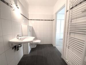 FRISCH renovierte Erdgeschoss Wohnung mit Dusche – 44379 Dortmund – Vorschaubild 2