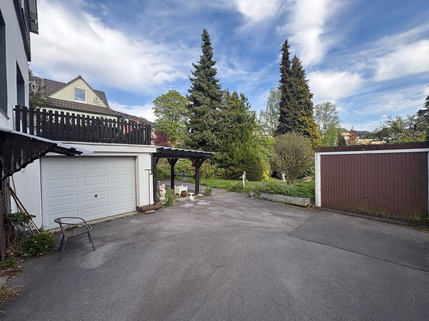 Charmantes freistehendes Familienhaus mit Traumgrundstück – Solingen – Vorschaubild 3