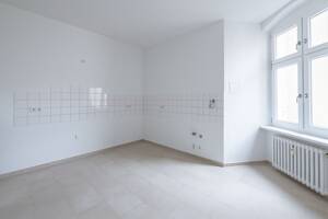Bezugsfrei & provisionsfrei: Stilvolle 4-Zimmer-Wohnung mit Balkon - fußläufig zum Tegeler See – 13507 Berlin – Vorschaubild 9